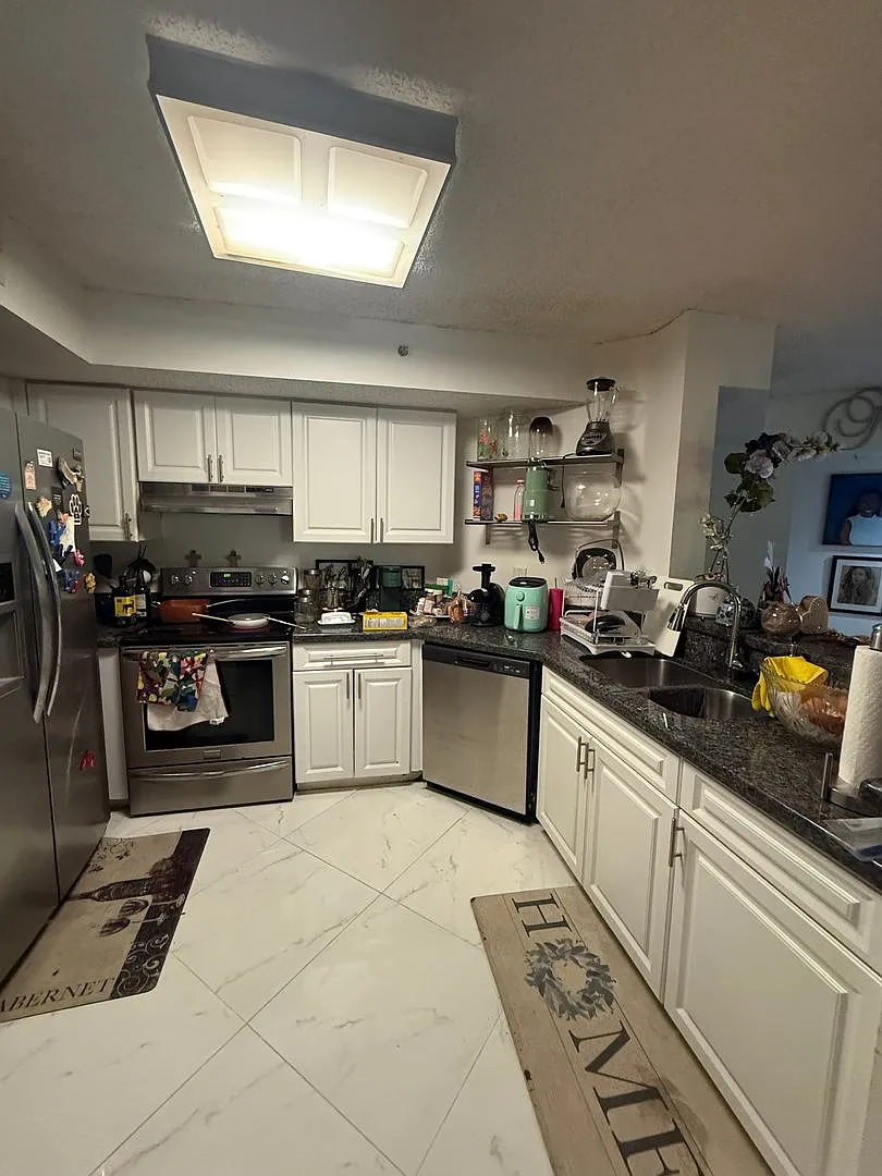 751 - MM Paragon 103 Condo — Photo 1