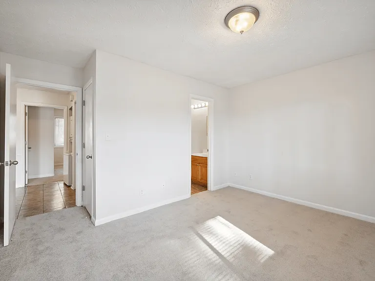 Patriot Point Apartment Homes — Photo 63