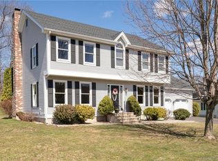 30 Saw Mill Dr, Berlin, CT 06037