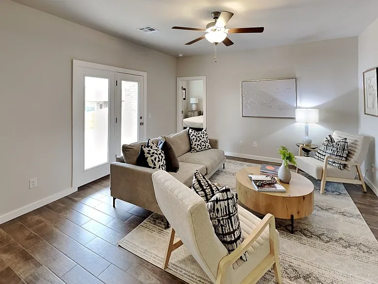 12405 Armstrong Dr — Photo 6