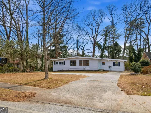 1507 Snapfinger Rd, Decatur, GA 30032