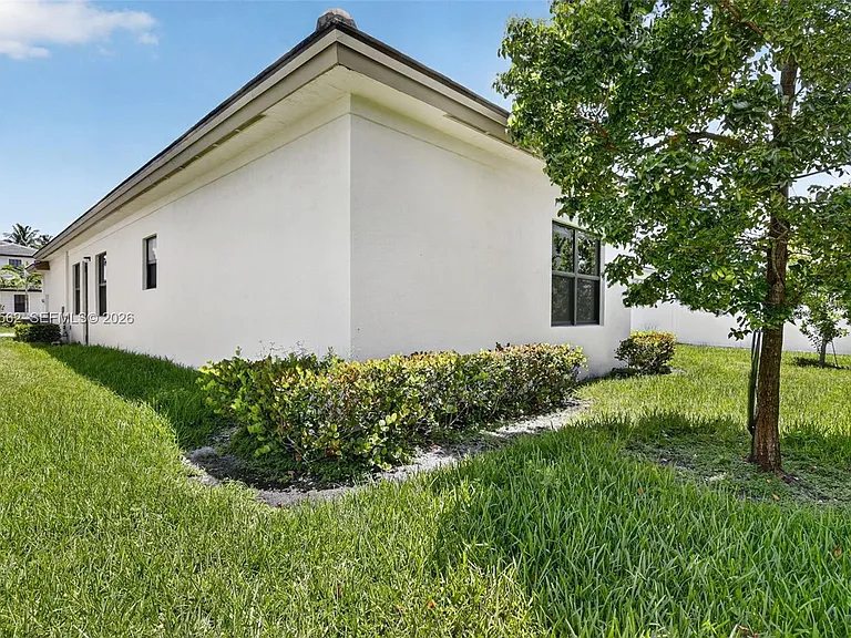 4574 SW 173rd Ave — Photo 39