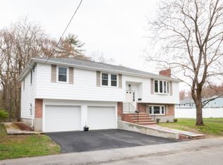 91 Old Colony Dr, Weymouth, MA 02188