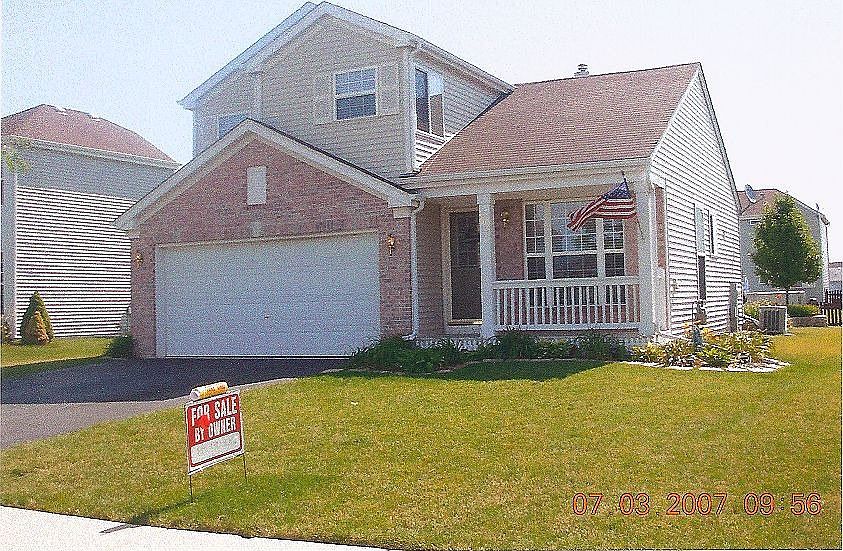 2nd image of 904 Meadowsedge Ln