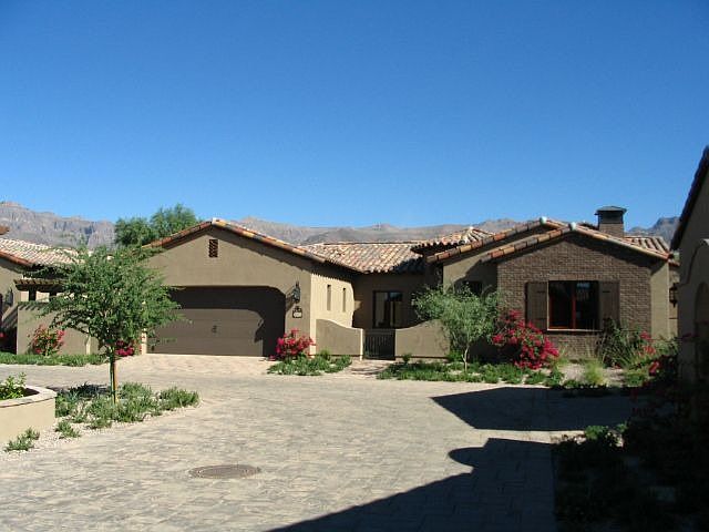 Santa Barbara/Tuscan Style