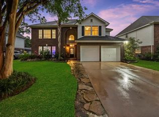 2622 Lakeway Dr, Seabrook, TX 77586
