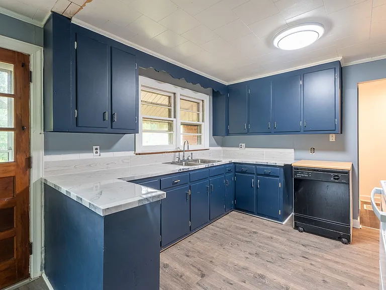 846 Crestway Dr — Photo 11