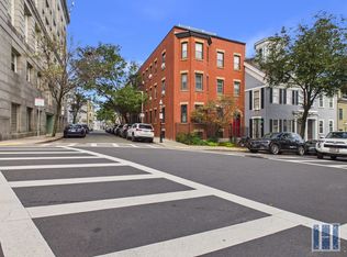3 Bartlett St, Boston, MA 02129