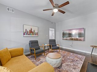 909 W Agatite Ave #ID1319628P, Chicago, IL 60640