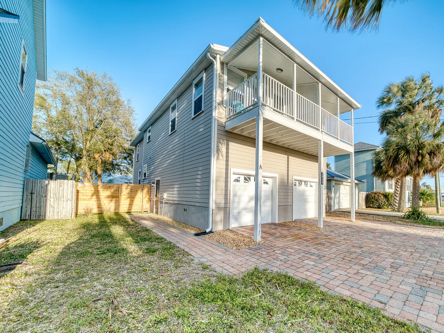 259 Riberia St — Photo 1