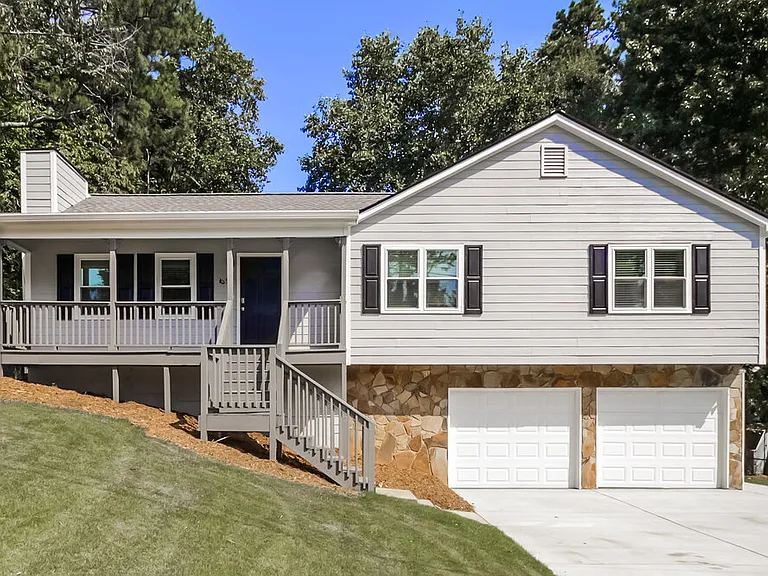 1053 Coker Cir NW — Photo 1