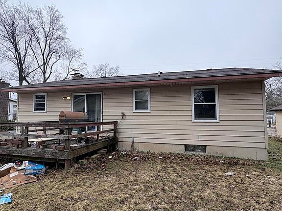 4th image of 5682 Madison Ave SE