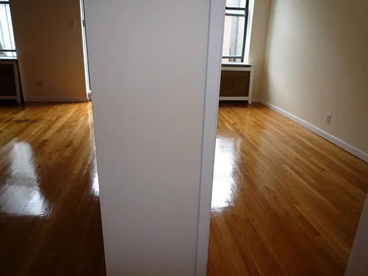 Rented by New Yorker Realty | media 4