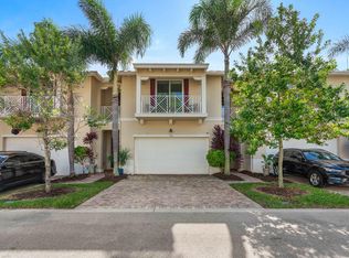5116 Hamilton Ct, Palm Beach Gardens, FL 33418