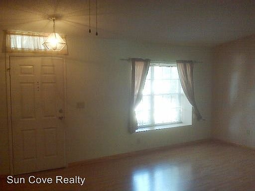 4th image of 5913 Taywood Dr