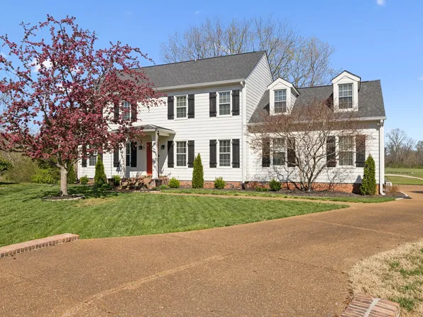 203 Riverwood Dr, Franklin, TN 37069