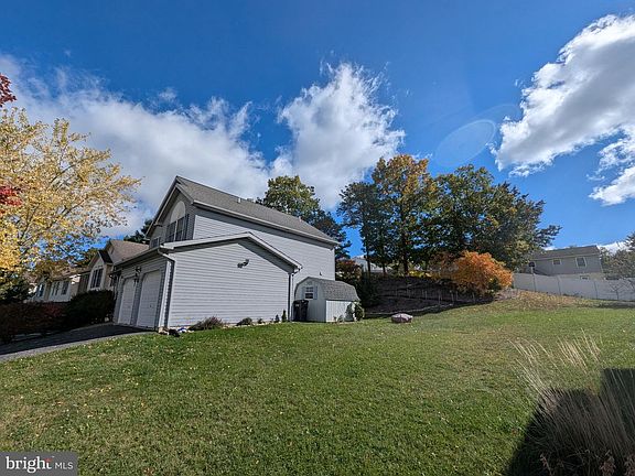 3rd image of 194 Ghaner Dr