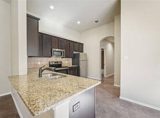 402 Jack Rabbit Ln #B, Buda, TX 78610