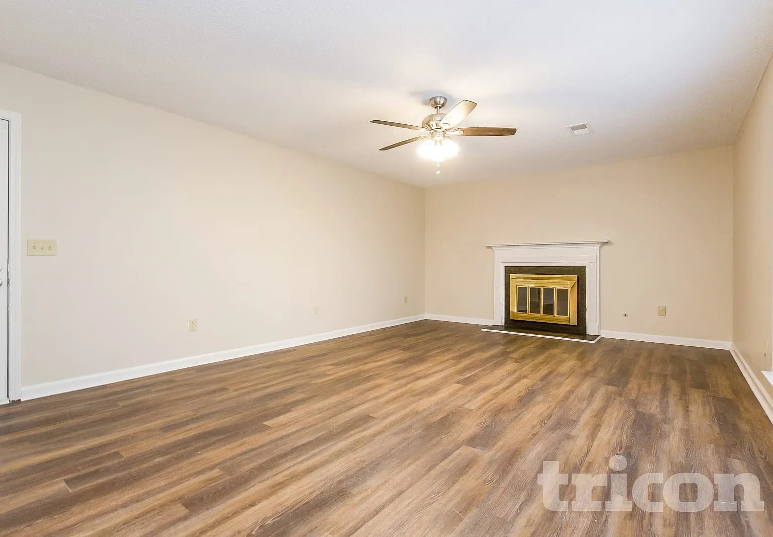 1290 Baywood Gln Lithonia GA — Photo 2