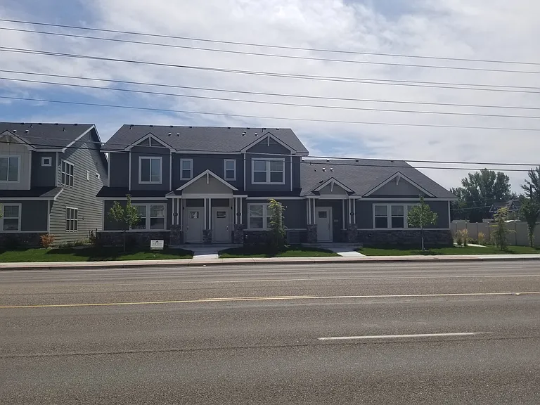 3168 N Spiceland Ln — Photo 11