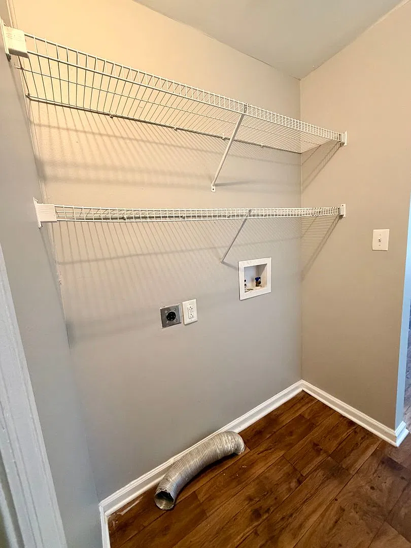Cozy 3 bed / 2 bath Lexington Home! — Photo 3