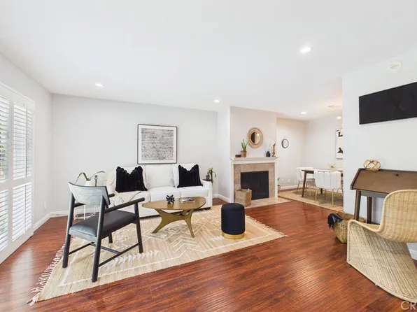 9253 Walker St, Cypress, CA 90630
