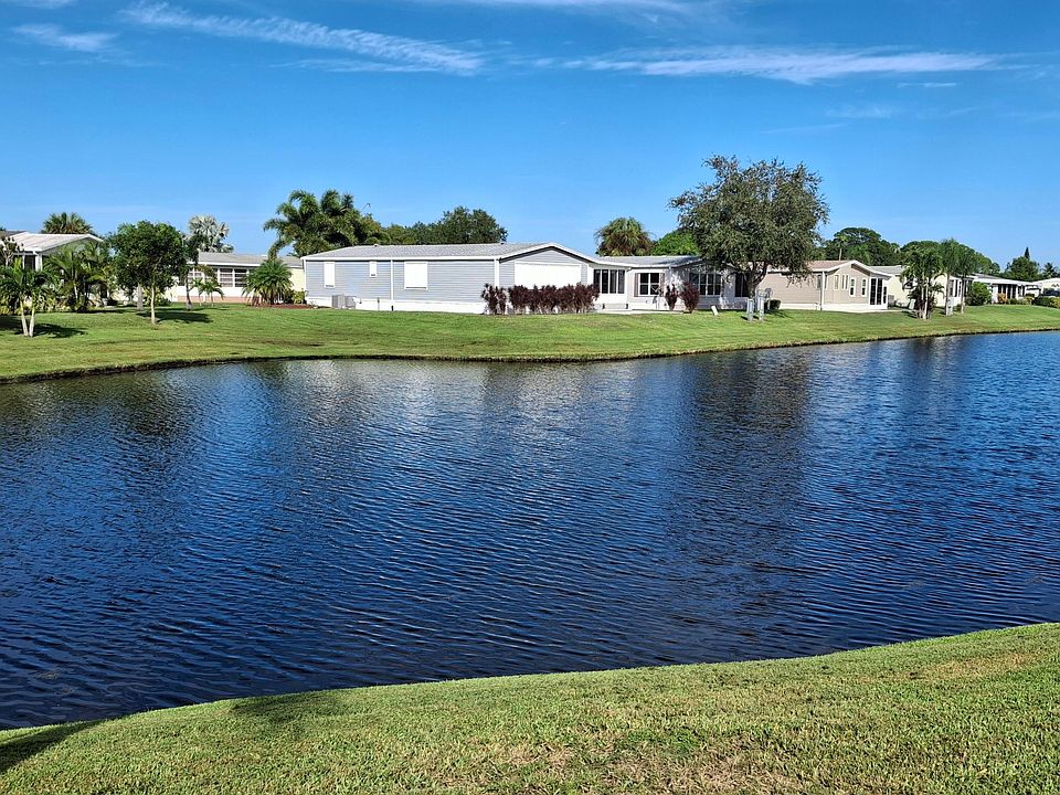 1st image of 8483 Schefflera Court