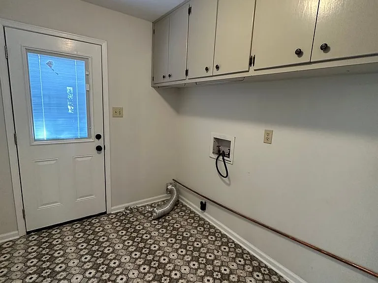 3906 Dalraida Pl — Photo 14