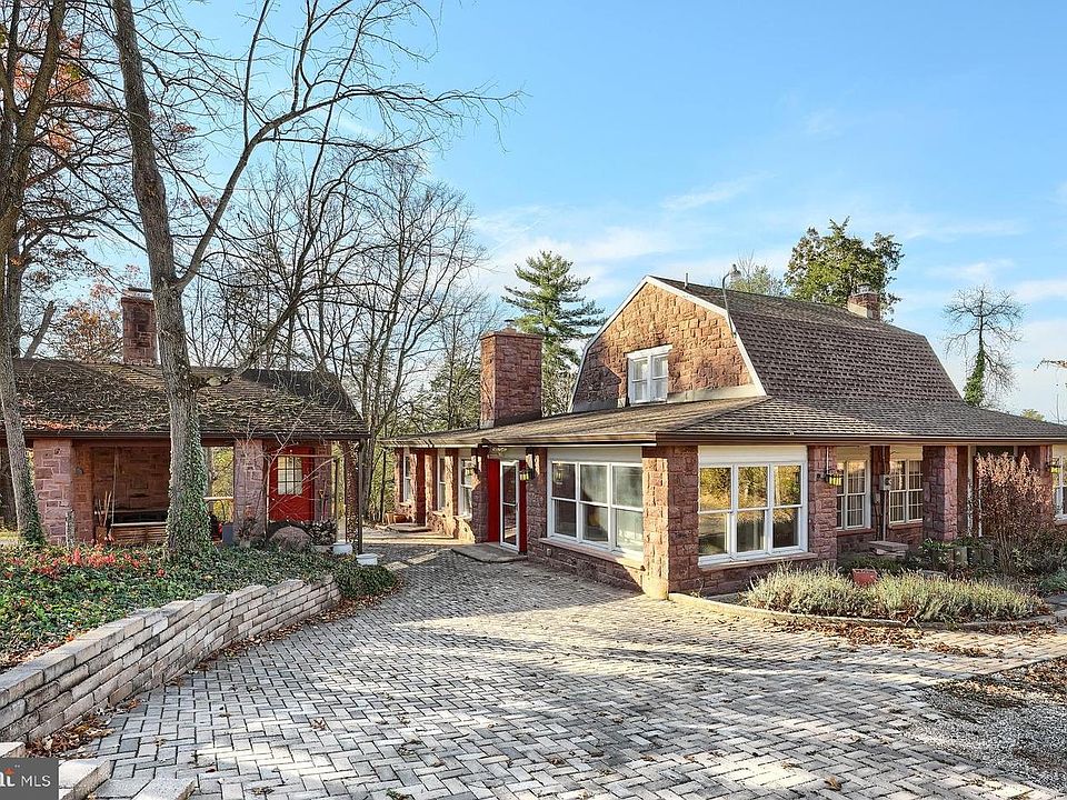 1st image of 6691 Harmony Grove Rd