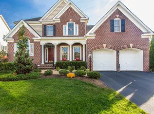 8209 Snead Loop, Gainesville, VA 20155