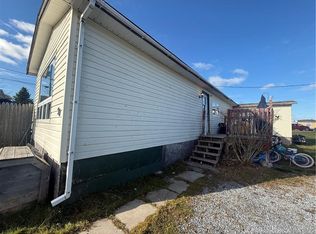 20 Orchid St, Saint John, NB E2M 5N7