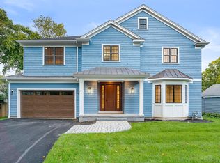 11 Woodhaven Rd, Newton, MA 02468
