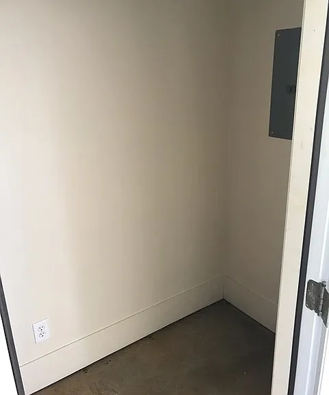 277 Ivy Pl — Photo 16