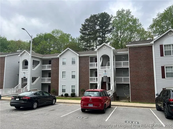 241 Waterdown Dr APT 11, Fayetteville, NC 28314