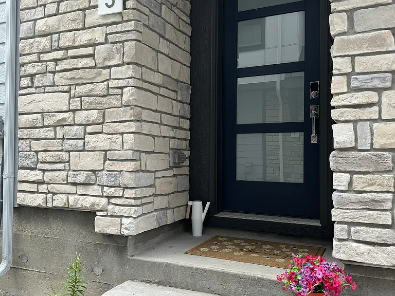 2010 S Holly St #3 — Photo 11