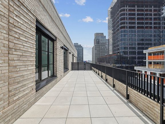 3rd image of 499 President St #849