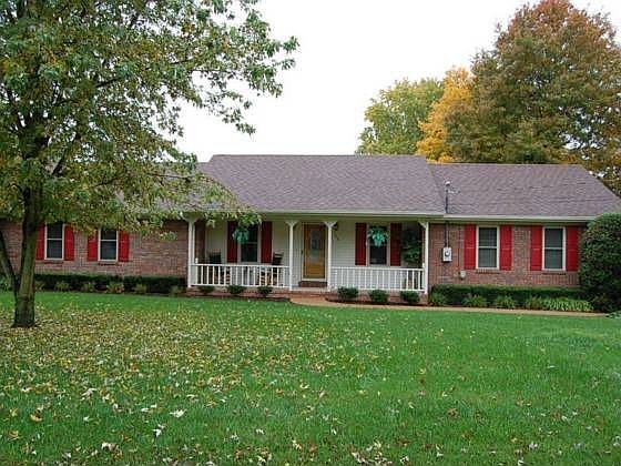 1st image of 140 Gayle Ave
