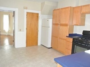 41 Faxon St #1, Newton, MA 02458
