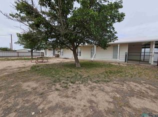 2028 Grayston Rd, Carlsbad, NM 88220