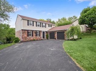 105 Lakeview Dr, Mc Kees Rocks, PA 15136