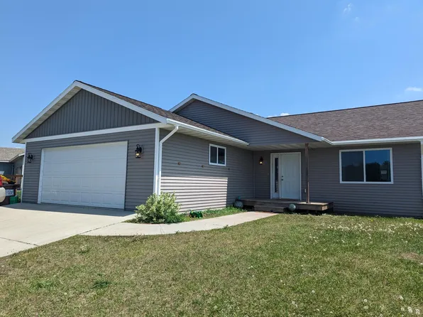 1218 8th Ave NW, Perham, MN 56573