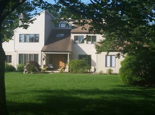 1422 Uxbridge Way, North Wales, PA