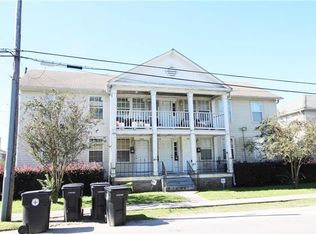 8304 Palm St, New Orleans, LA 70118