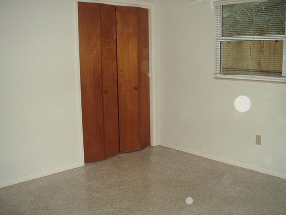 4th image of 4139 NW 19th Dr