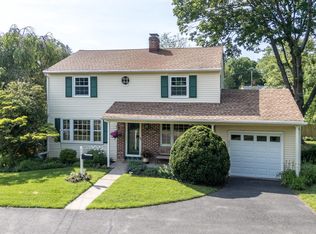 559 Maple Ave, Doylestown, PA 18901