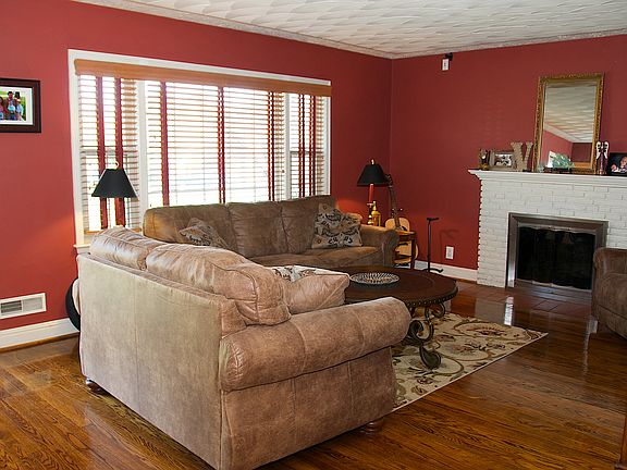 4th image of 10008 Northridge Ct