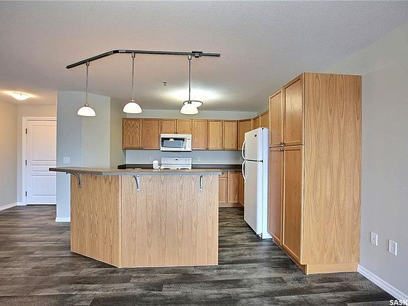 3rd image of 6345 Rochdale Blvd Unit 206