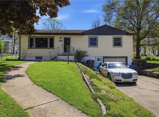 20 James St, Columbiana, OH 44408