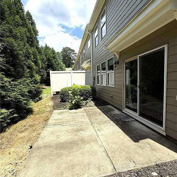 2160 Crestridge Trl NE — Photo 34