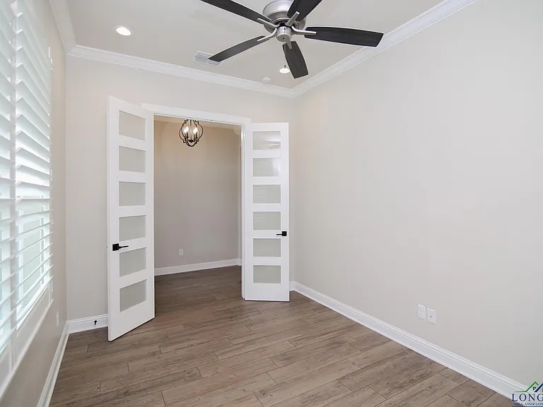 140 Lilly Lue Ln — Photo 6